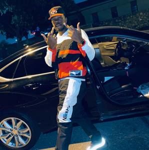 Meet your Posher, Adrian